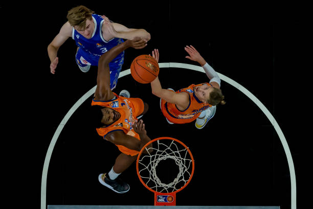 疑是焦点之 疑是焦点之