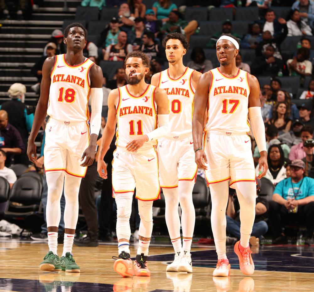 的年轻女性 的年轻女性