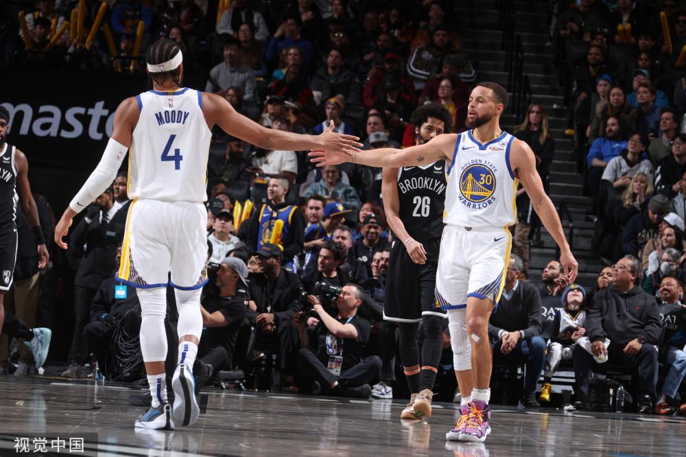 舞台上的重 舞台上的重